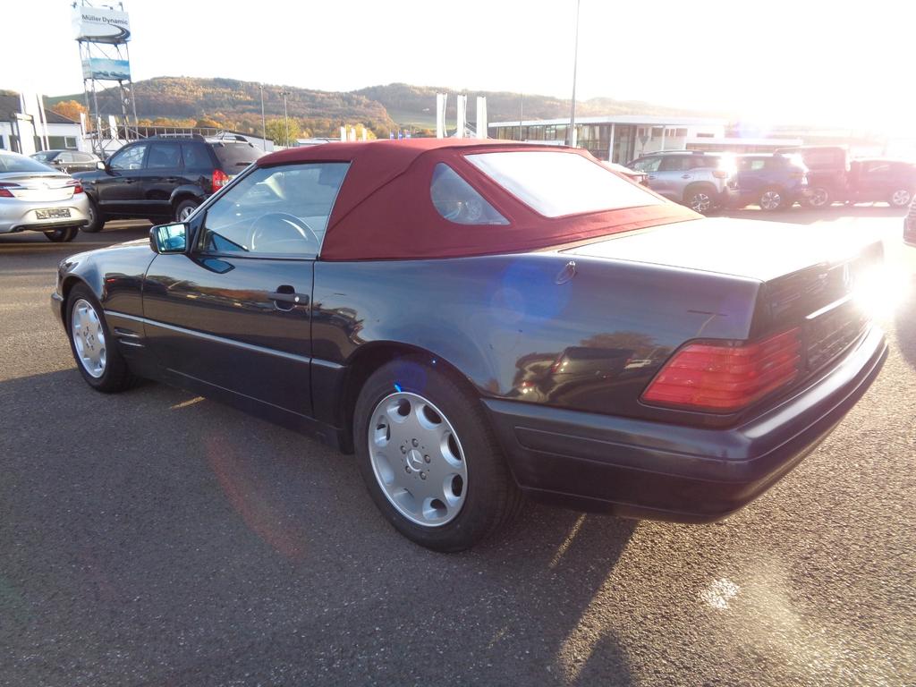 Mercedes-Benz SL 320