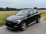 BMW X1 F48 sDrive18d xLine Automatik AHK Sportsitze 