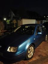Volkswagen Bora 2.3 Auto Highline Highline - Volkswagen Bora Highline mit Benzin-Antrieb