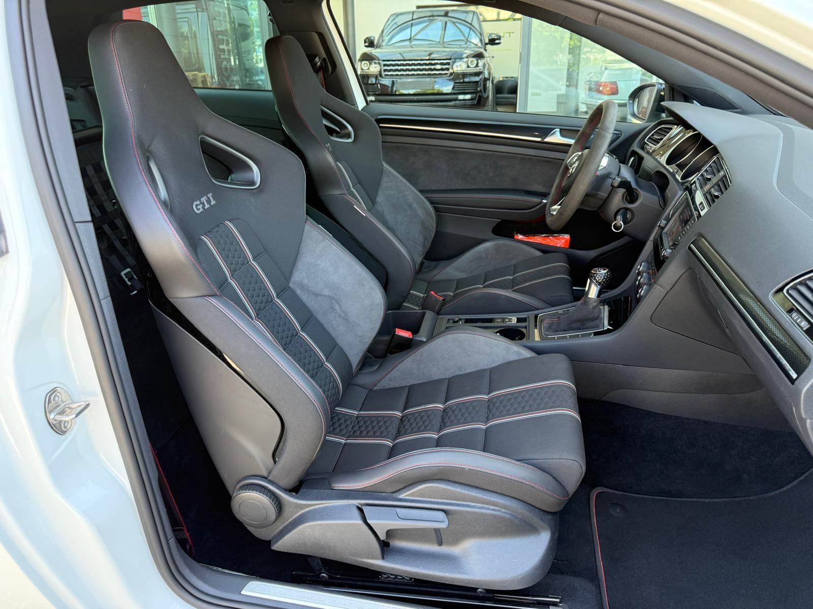 Volkswagen Golf GTI Clubsport S /ABT 370PS/19"/1of400 – 10
