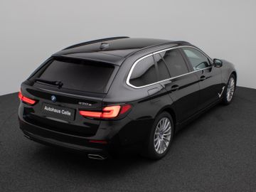 Fahrzeugabbildung BMW 530e Tour HUD Laser Sportsitz Komfortzugang
