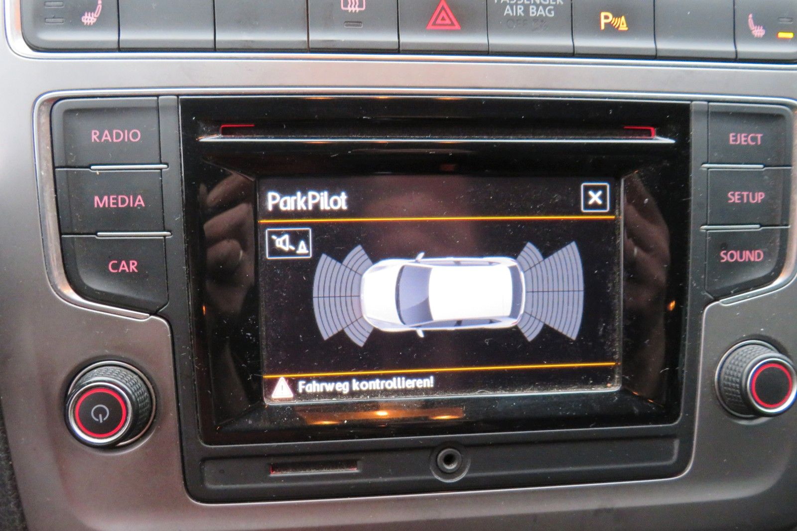 Fahrzeugabbildung Volkswagen Polo V Lounge 4T PDC GJ AHK CLIMATRONIC