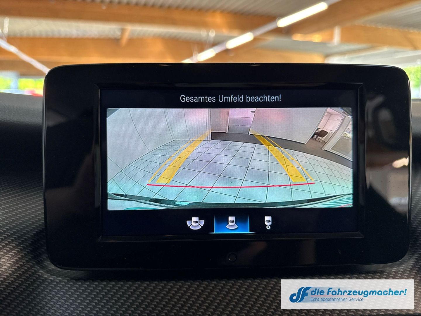Fahrzeugabbildung Mercedes-Benz V 300 -Klasse  EDITION 2020 4MATIC lang AMG AHK-