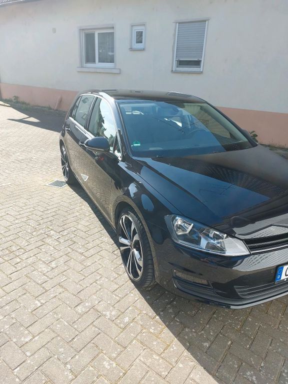 Image of Volkswagen Golf