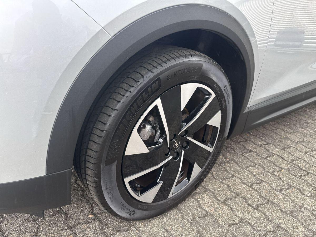 Opel Grandland 1.2 GS 145 e-DCT6 Navi+Lenk/SHZ+R-Kam+