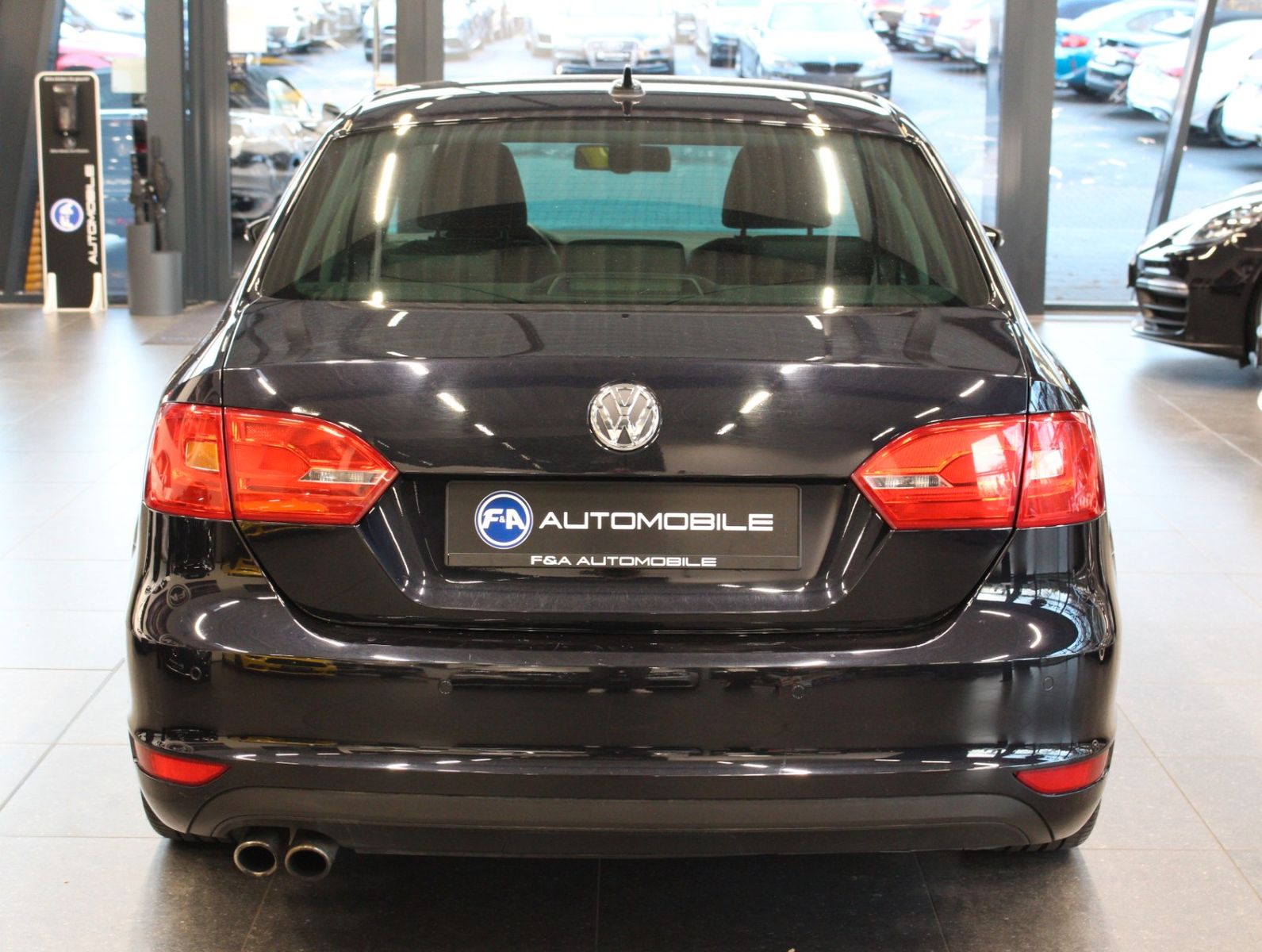 Fahrzeugabbildung Volkswagen Jetta 2.0 TSI DSG Highline