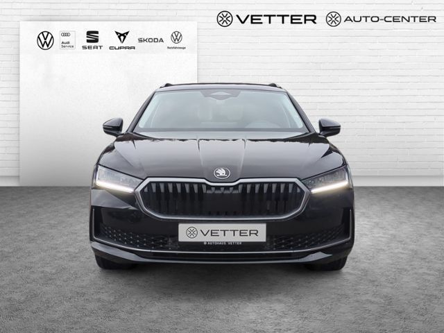 Fahrzeugabbildung SKODA Superb Combi 2.0 TDI Selection 4x4 DSG AHK NAVI