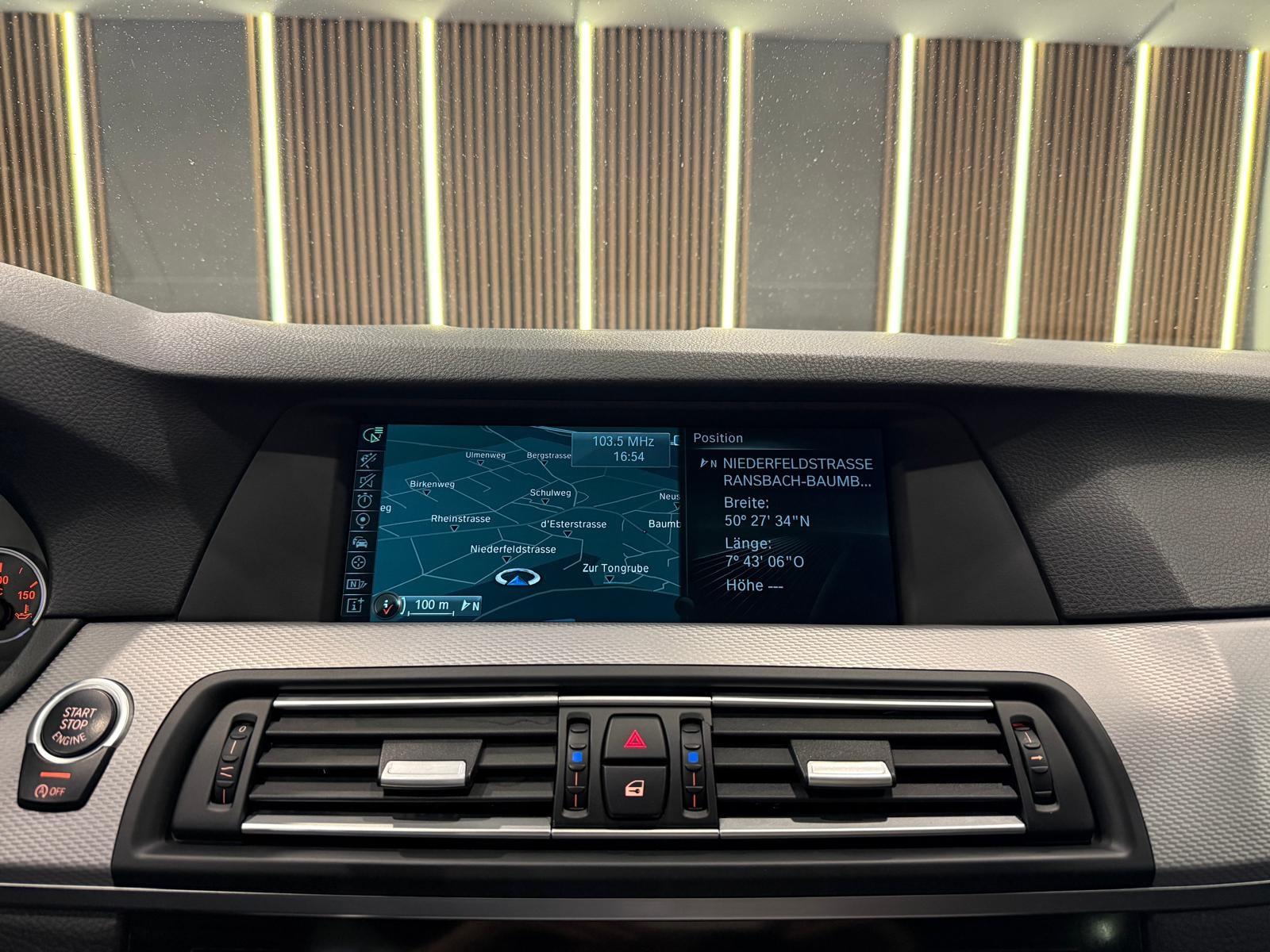 BMW M550 d xDrive 381 ch • BVA • HUD • Toit ouvrant • Cuir • Jantes 20" M