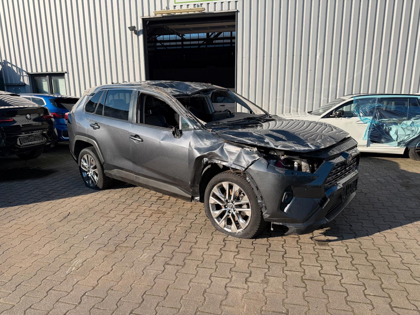 Toyota RAV4 Hybrid 4x4 Lounge