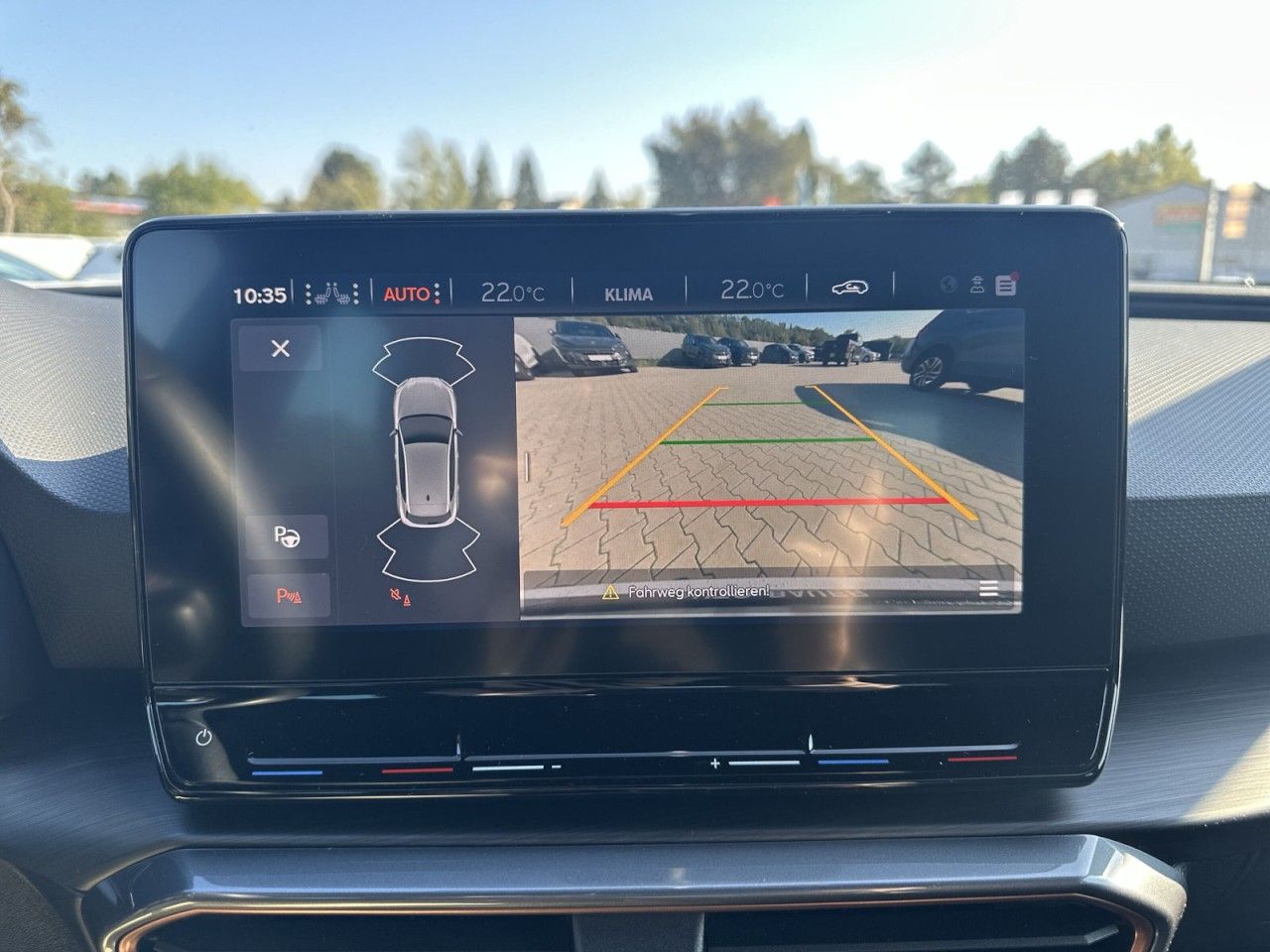 Fahrzeugabbildung CUPRA Leon 1.5 eTSI 150 PS DSG