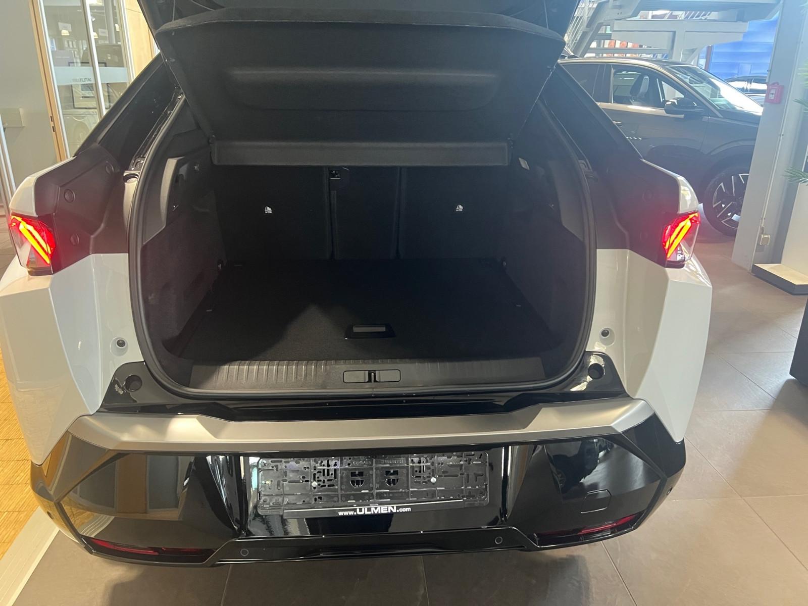 Peugeot 3008 Dual-Elektromotor 325 AWD Launch Edition