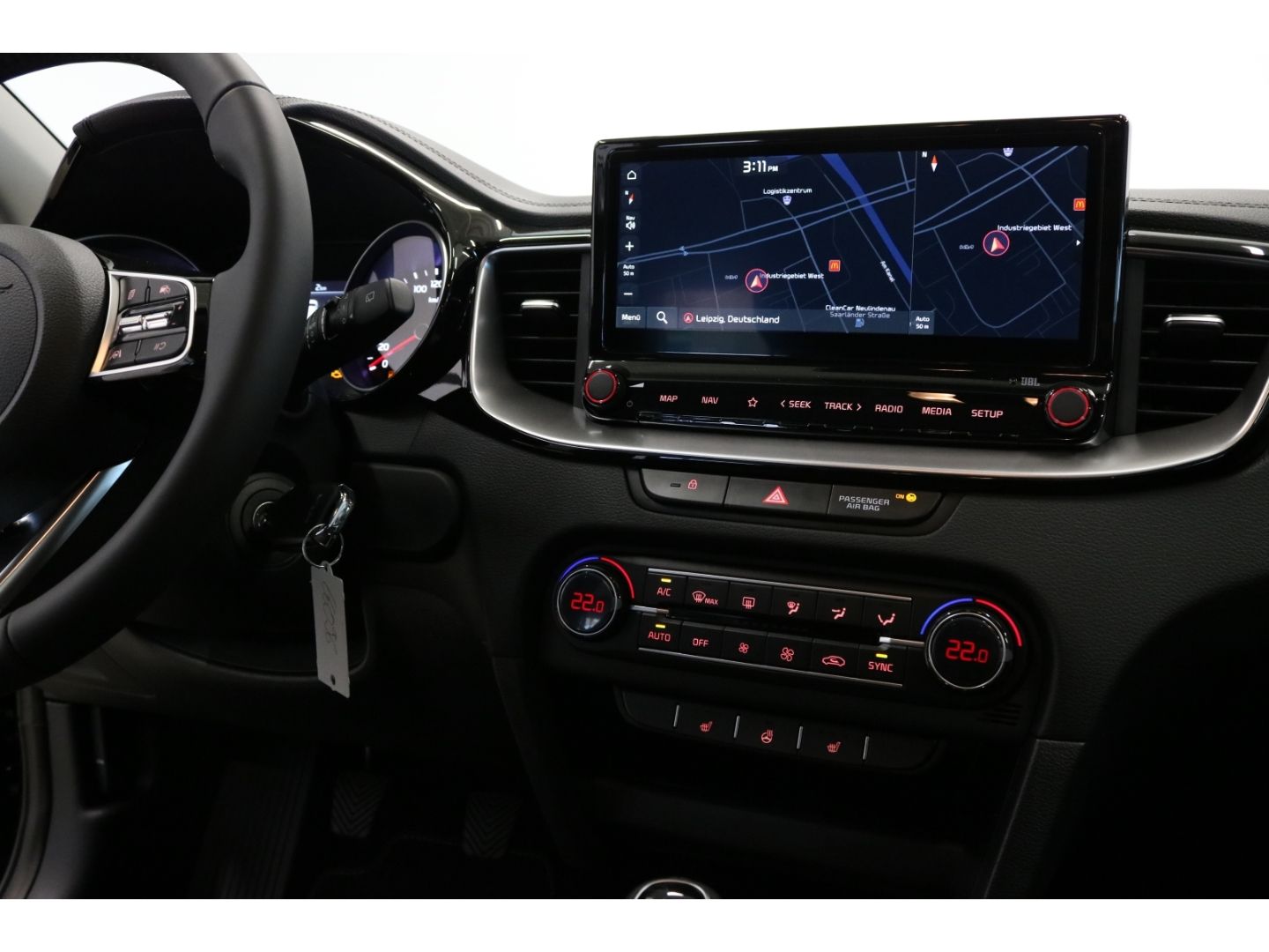 Fahrzeugabbildung Kia Ceed_sw Spirit Navi Tempomat Kamera JBL SHZ