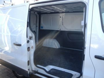Renault Trafic - 12