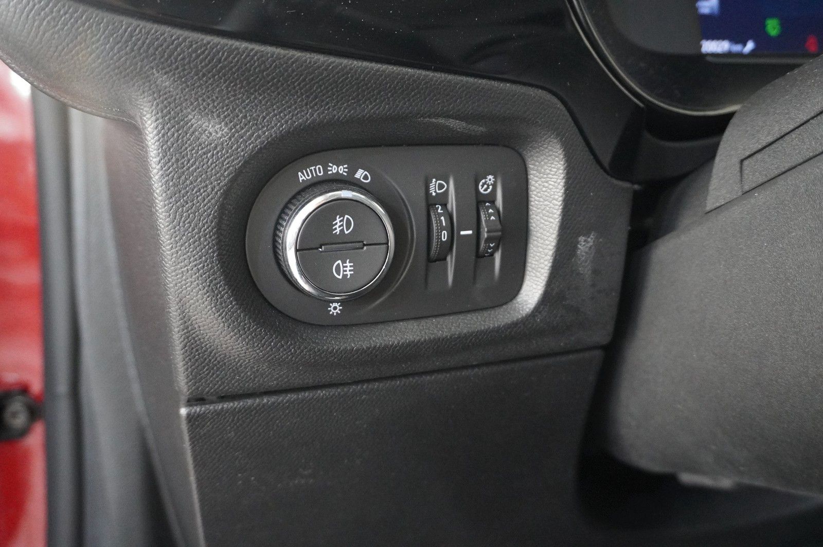 Fahrzeugabbildung Opel Corsa F 1.2 FACELIFT NAVI/LED/KAMERA/VIRT/SH/DAB