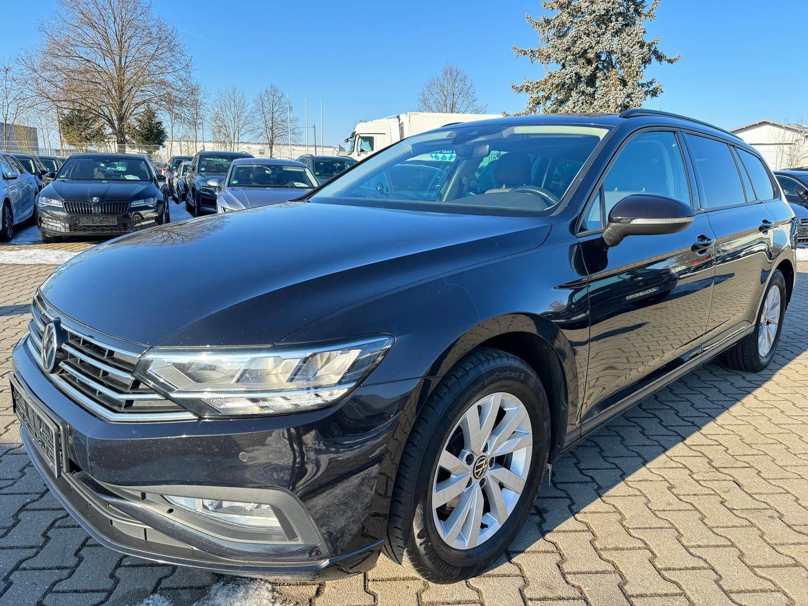Volkswagen Passat Var 2.0TD Conceptline Navi PDC Kamera Alu