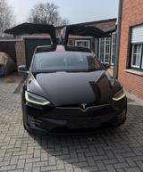Tesla Model X - - scheckheftgepflegte Tesla Model X