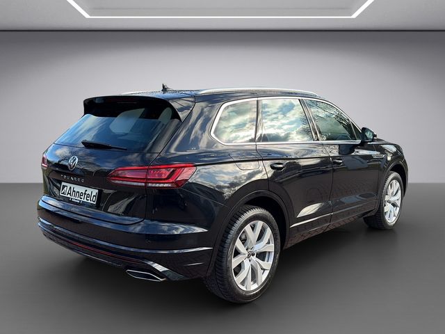 Touareg 3.0 V6 TDI R-Line 4Motion DSG PANO LED