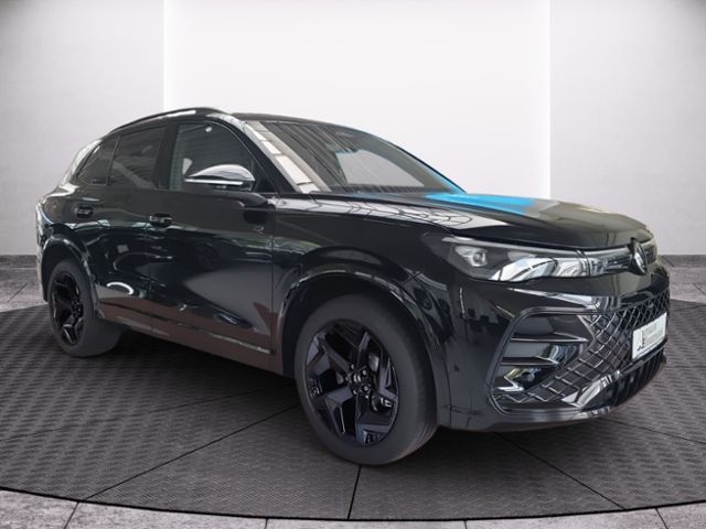 Fahrzeugabbildung Volkswagen Tiguan R-Line 2.0 TDI 4M DSG STANDHZ HD-MATRIX