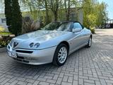 Alfa Romeo Spider 1.8 T.Spark  - silberne Alfa Romeo Spider
