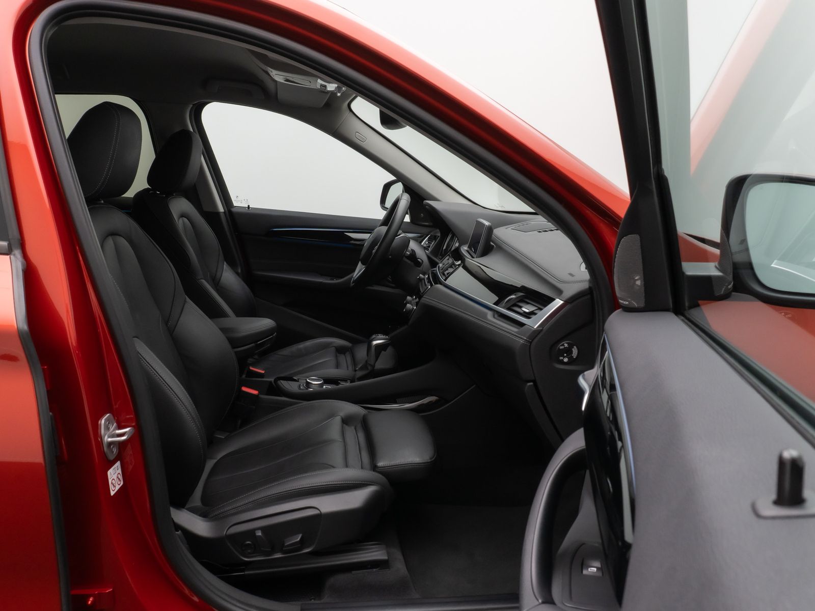 Fahrzeugabbildung BMW X1 xD25e Sport Line H/K Memory ParkAss DAB Leder