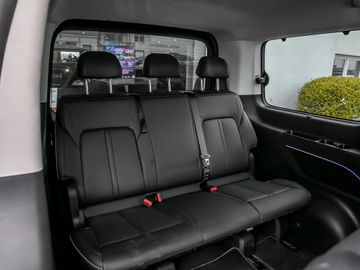 Hyundai Staria 2.2 Signature 4WD Autobahnassistent Leder