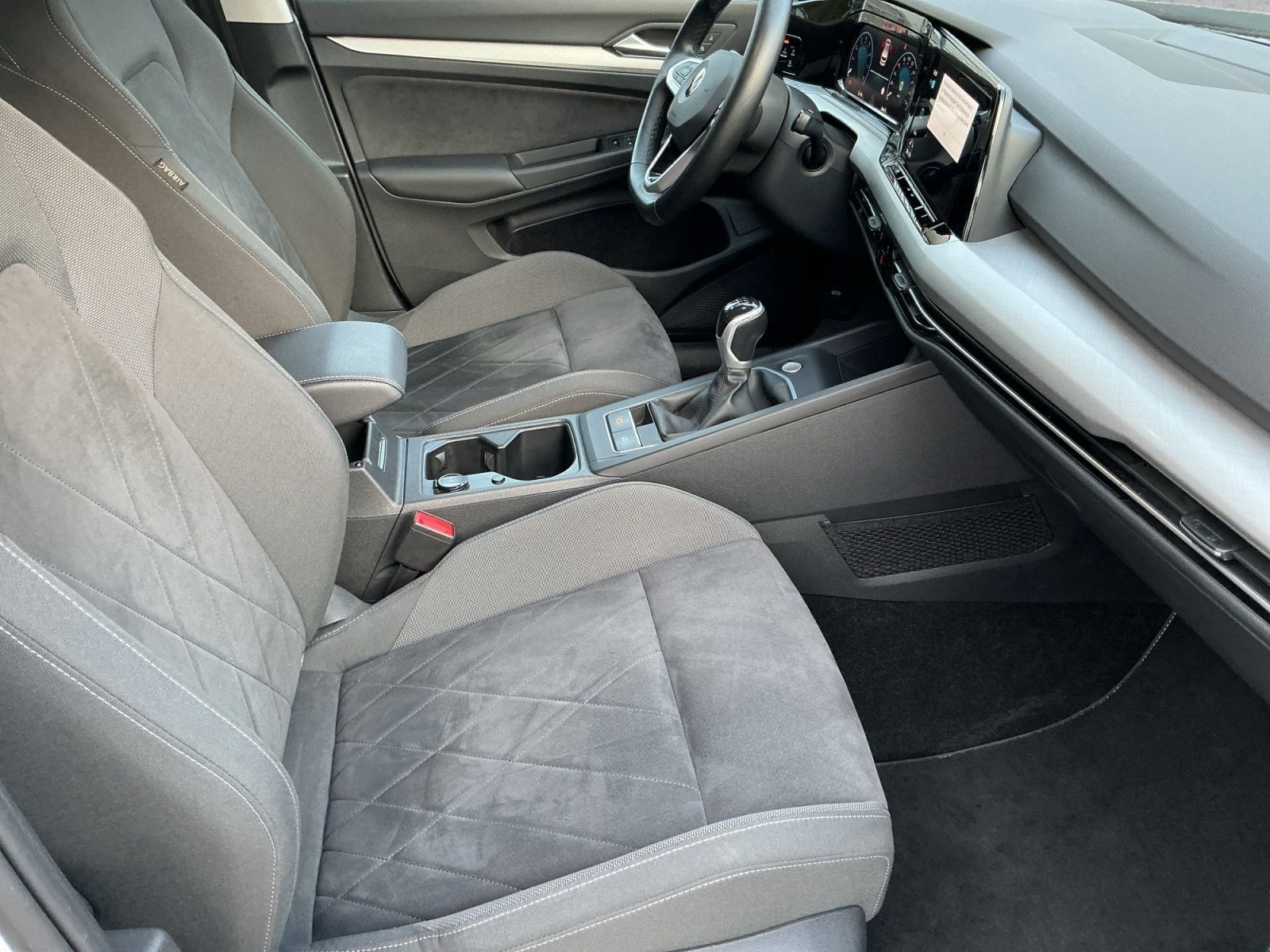 Volkswagen Golf - Bild 13