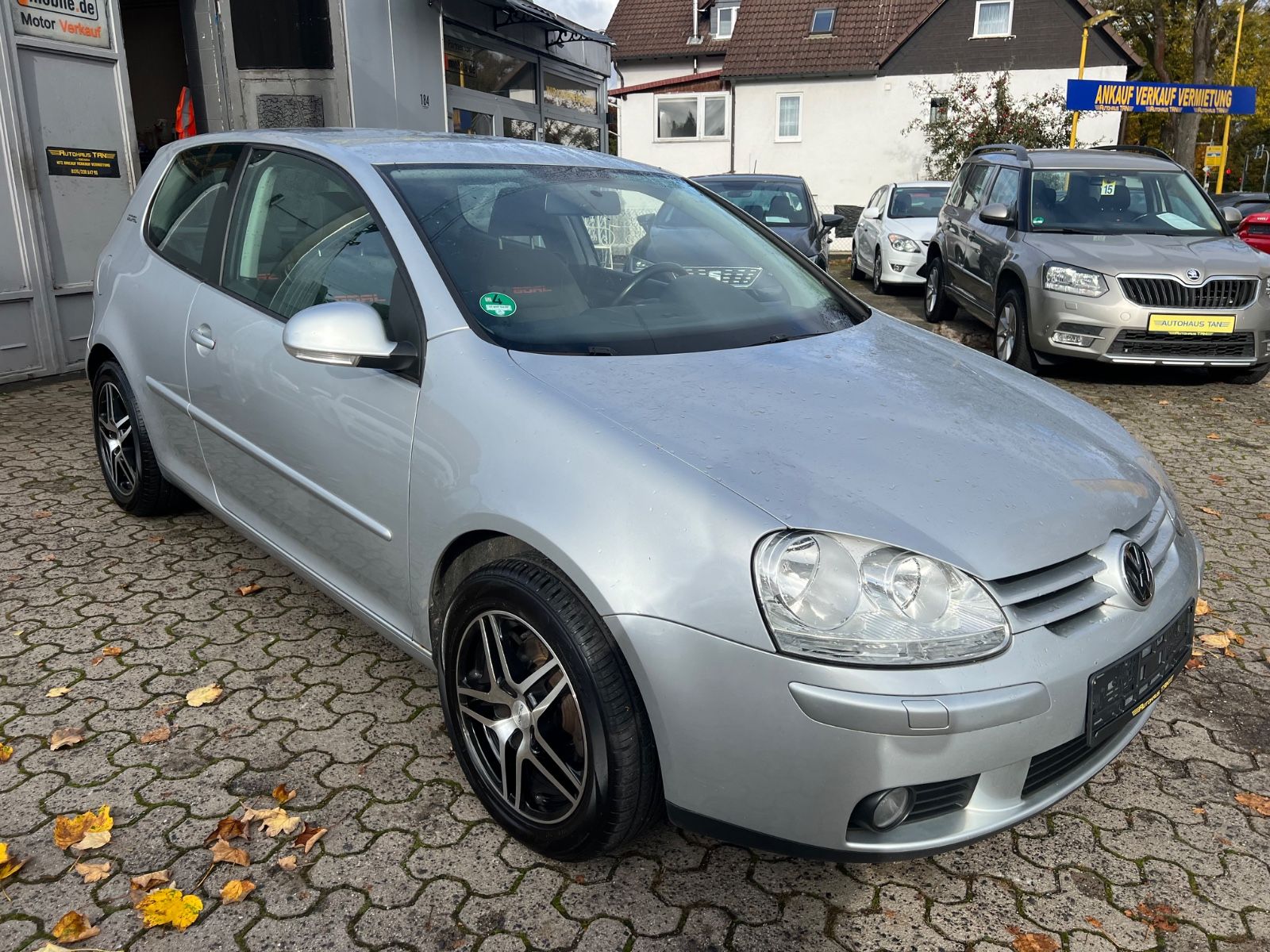 Fahrzeugabbildung Volkswagen Golf V Lim. 1.4 Goal