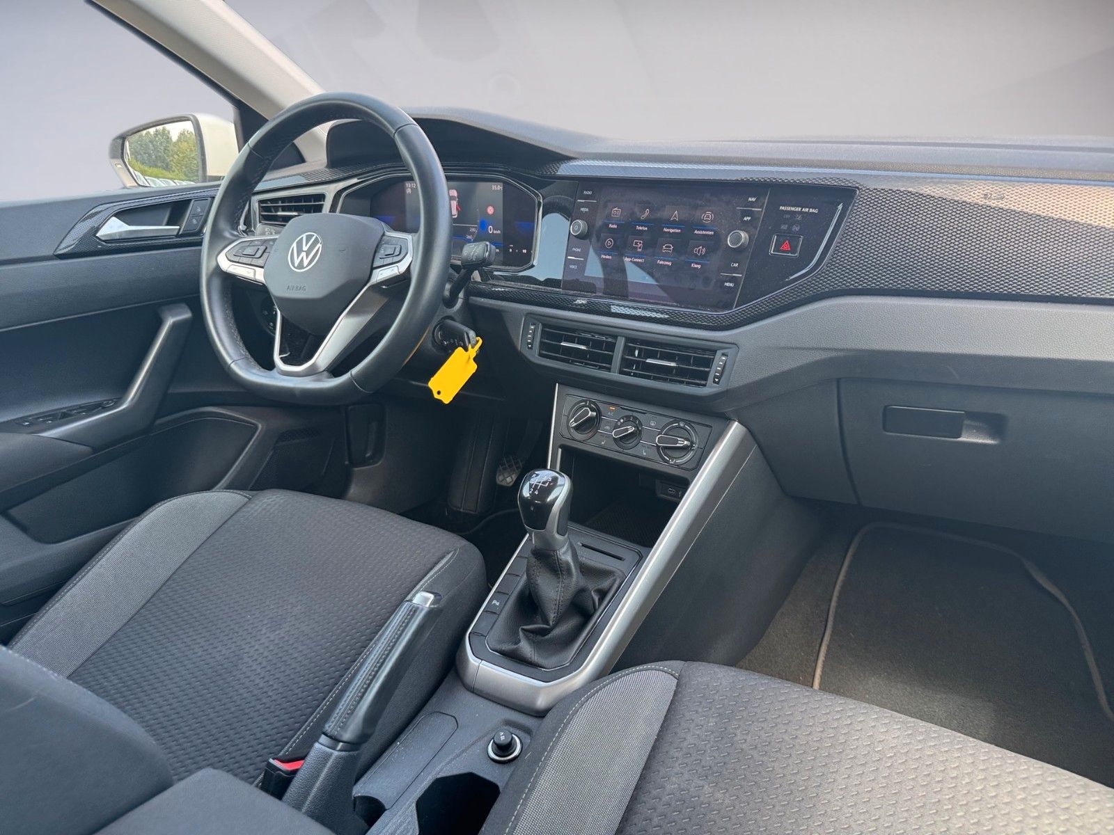 Fahrzeugabbildung Volkswagen Polo VI Life 1.0 TSI
