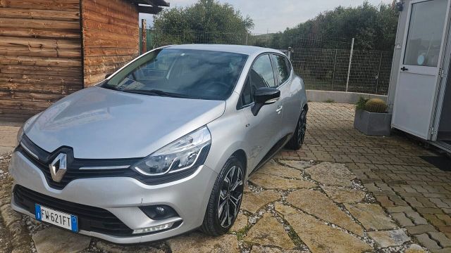 Renault Clio dCi 8V 75 CV 5 porte Moschino Life