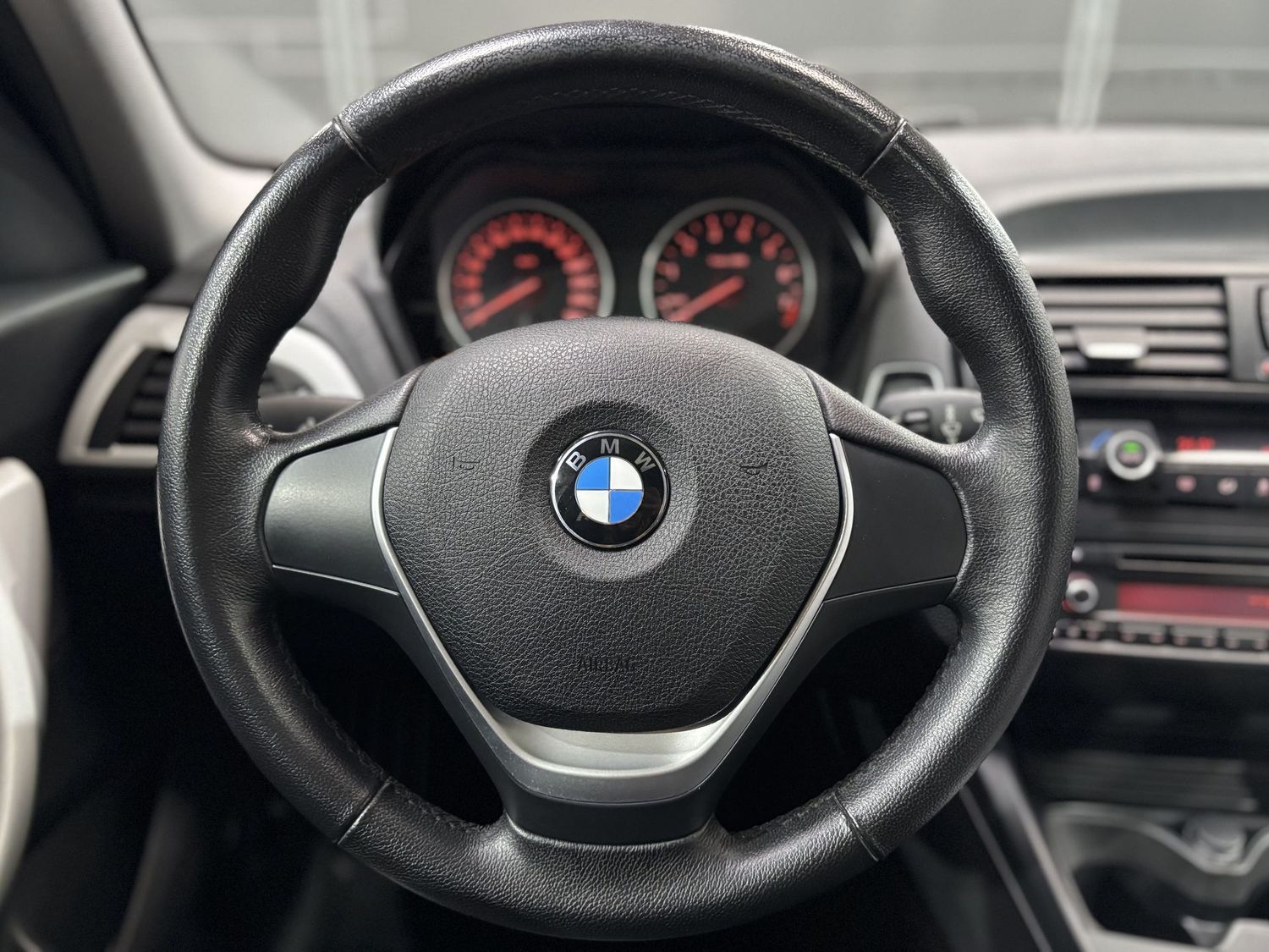 Fahrzeugabbildung BMW 125 i #Schiebedach#Klima