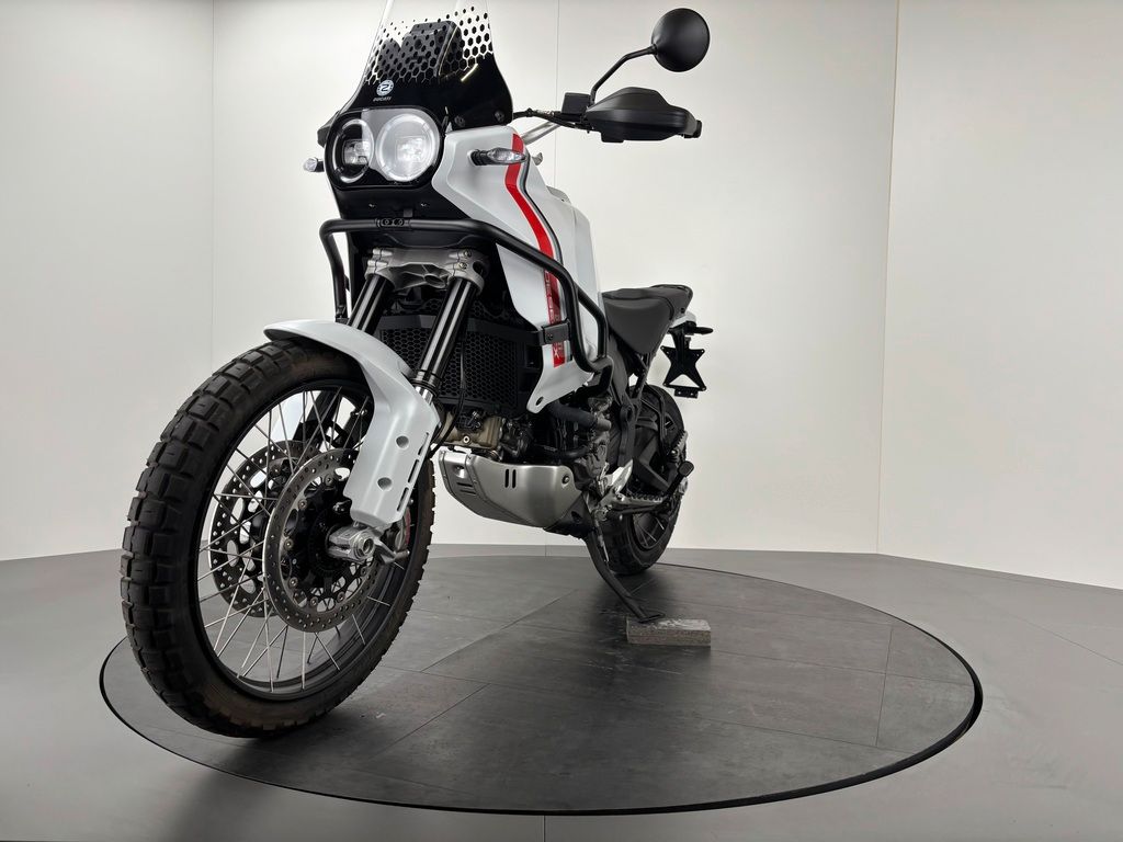 Fahrzeugabbildung Ducati DESERT X *1. HAND *TOP-ZUSTAND