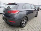 Hyundai i30 Select Mild-Hybrid,Aut,SH,PDC - Hyundai i30 mit Benzin-Antrieb: Kleinwagen, Automatik