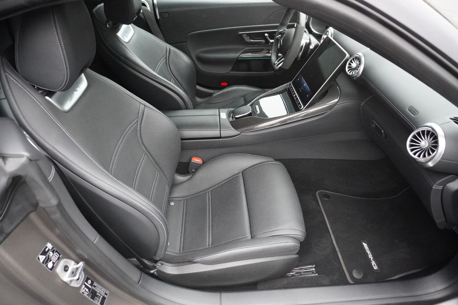 Fahrzeugabbildung Mercedes-Benz SL AMG 63 4Matic