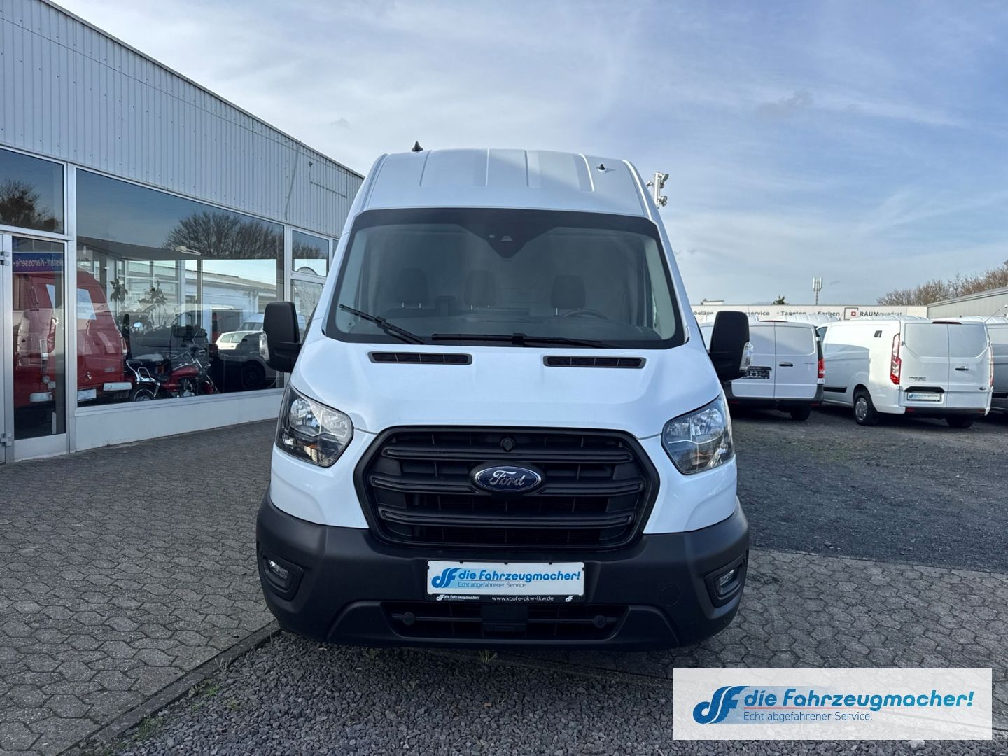 Fahrzeugabbildung Ford Transit Kasten 350 L3H3 Trend Rückfahr DAB Totwi