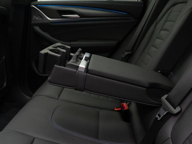 Foto Nummer 28: BMW iX3