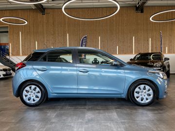 Hyundai i20 blue *PRINS-GASANLAGE*KLIMA*LKHZ*TEMPOMAT*