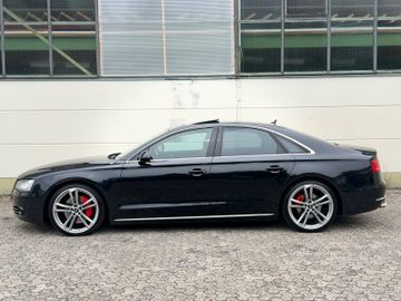 Audi A8 - 7