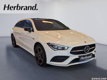 Mercedes CLA 250 Shooting Brake - 2