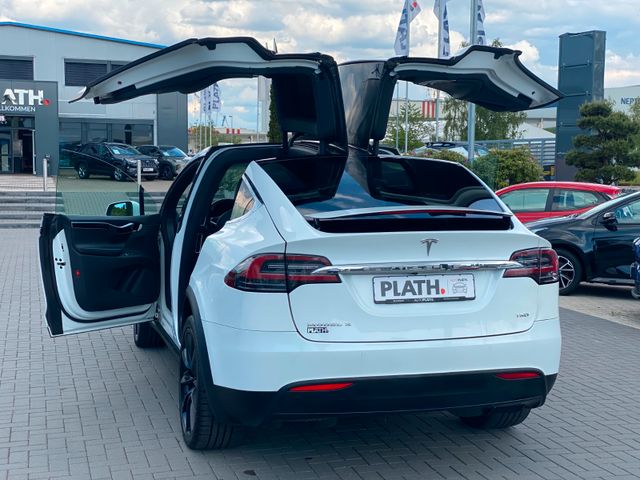 Tesla Model X  75