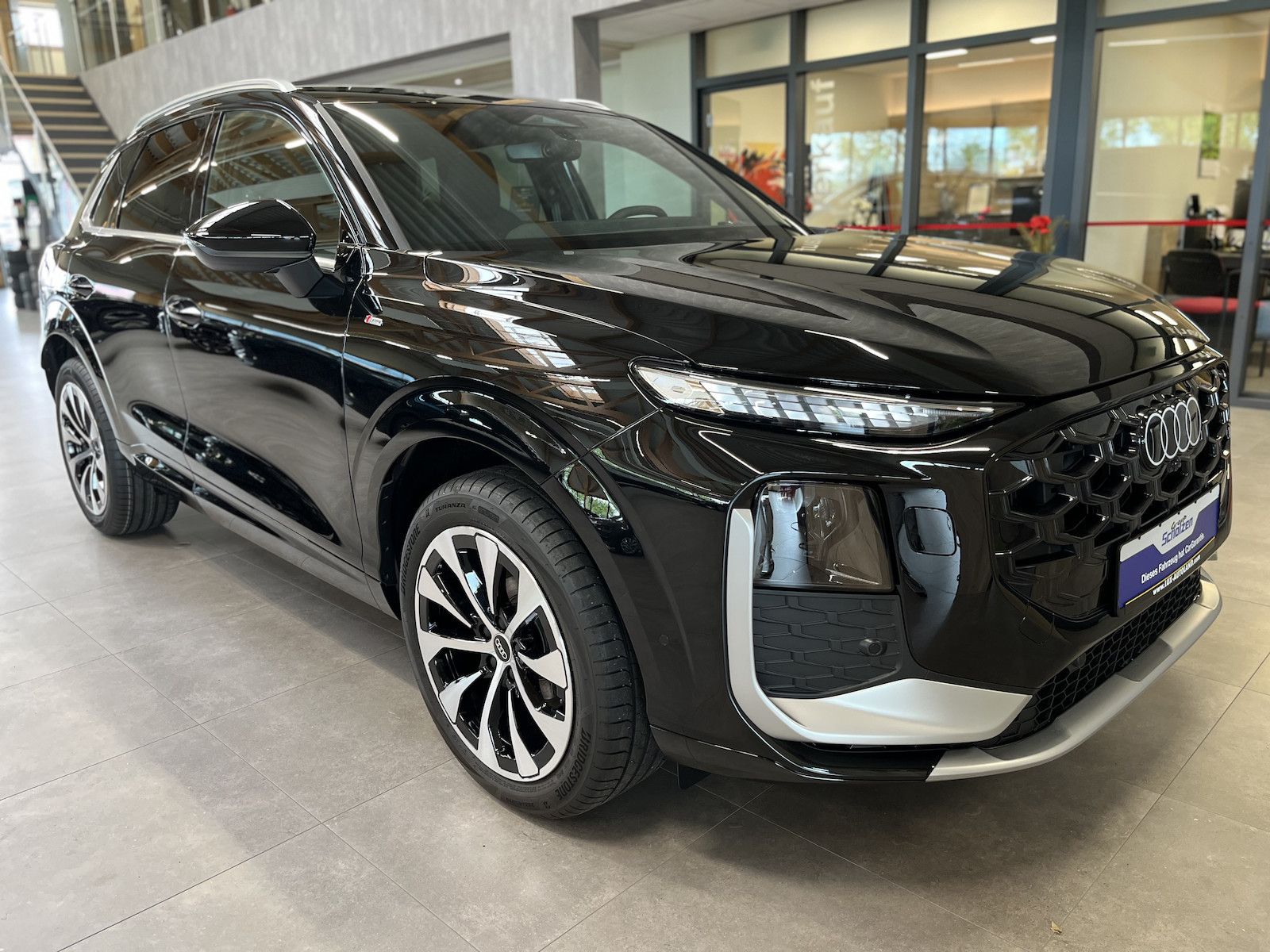 Audi Q3 35 TFSI 2x S-Line S-tronic Navi Kamera ACC imagem 3
