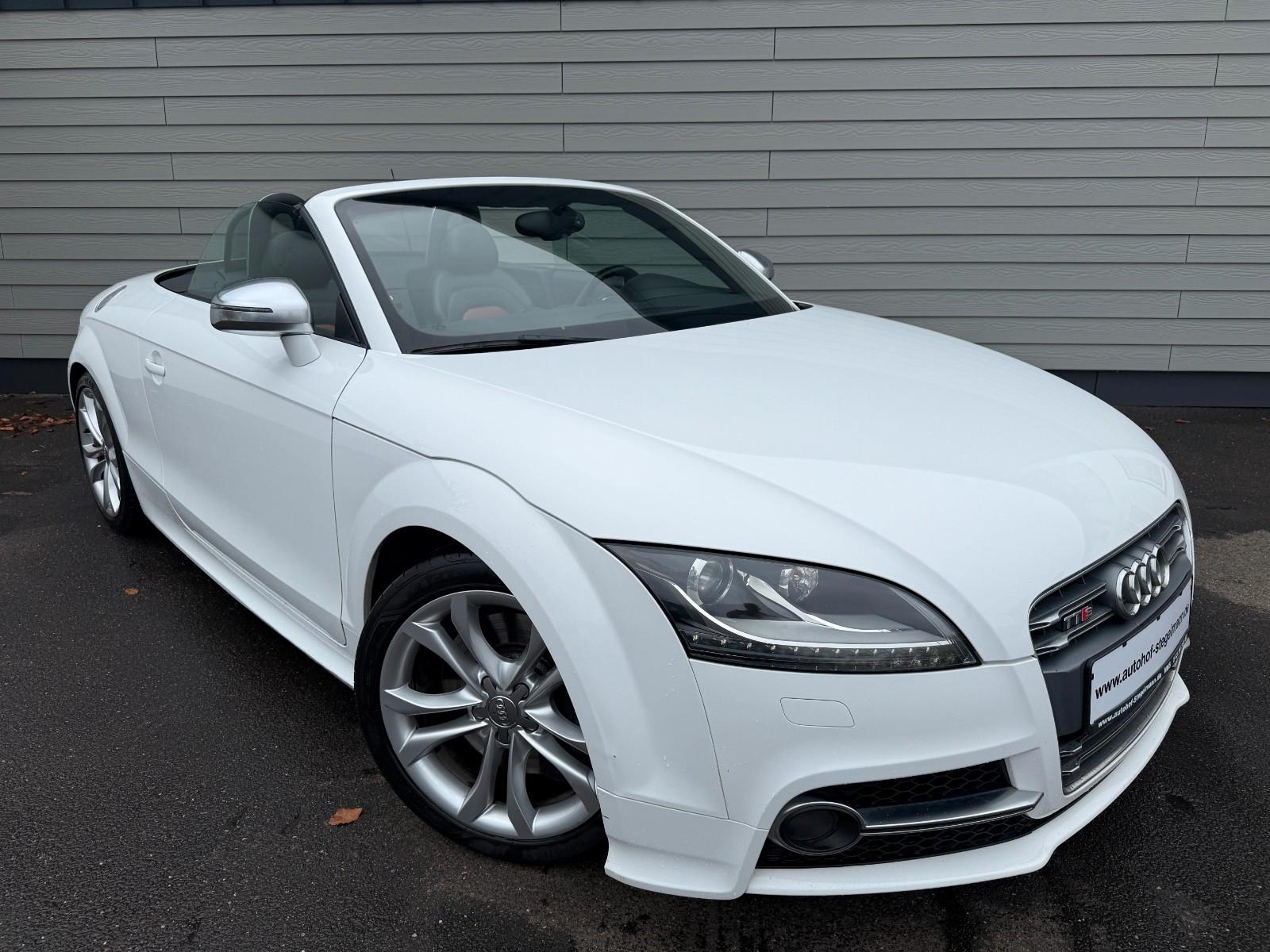 Audi TT Coupe/Roadster 2.0 TFSI TTS Quattro/Automatik
