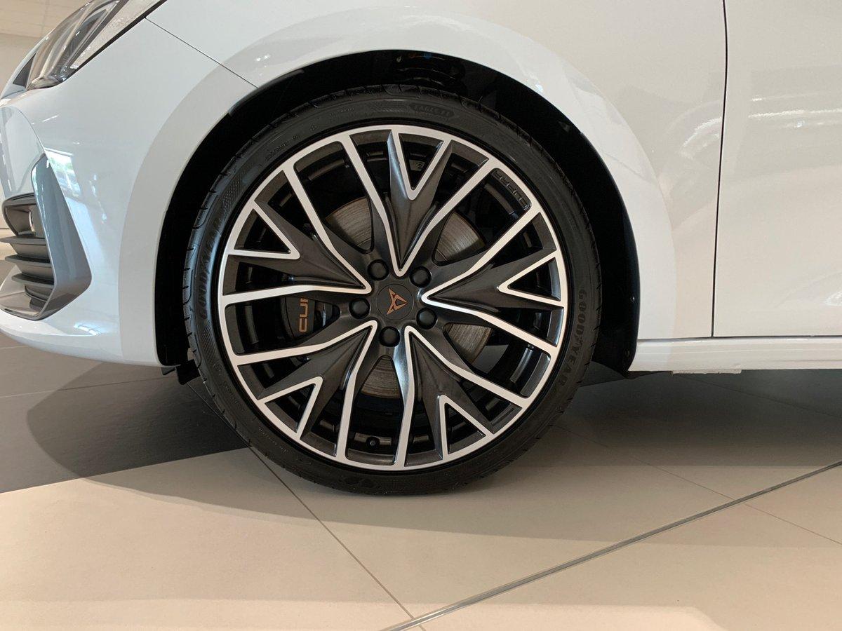 Cupra Leon SPORTSTOURER 2.0 TSI VZ 4DRIVE ACC+BEATS, миниатюра 7