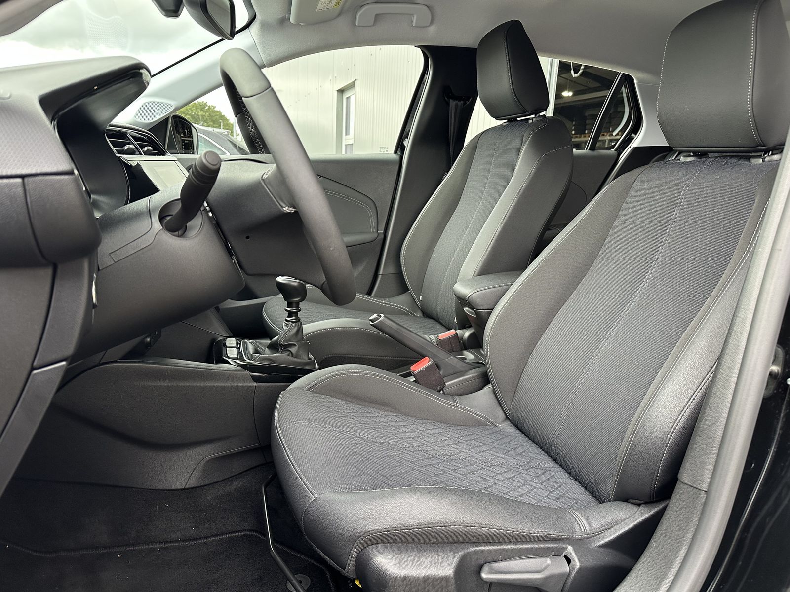 Fahrzeugabbildung Opel Corsa 1.2 5-Türer Elegance LED+DAB+SHZ+EPH+TEMP