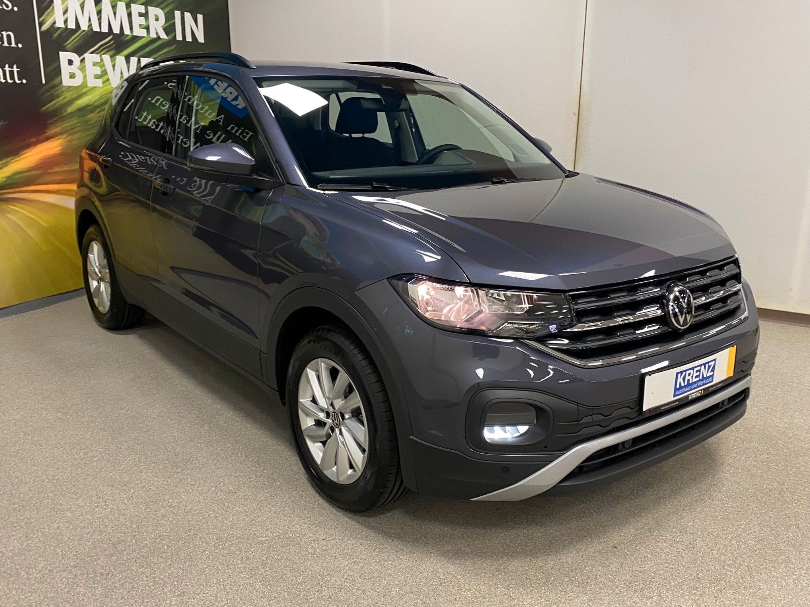 Fahrzeugabbildung Volkswagen T-Cross 1.0 TSI Life+KAMERA++PDC+ready2Discover+