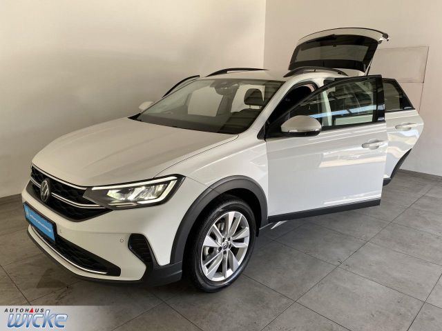 Taigo 1.0 TSI Move KLIMA AHK ACC LANE ASSIST DAB