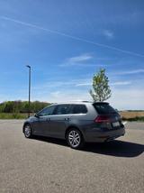 Volkswagen Golf 1.5 TGI Highline IQ.Drive BlueMotion DSG  - mit CNG-Antrieb: Kombi, Automatik