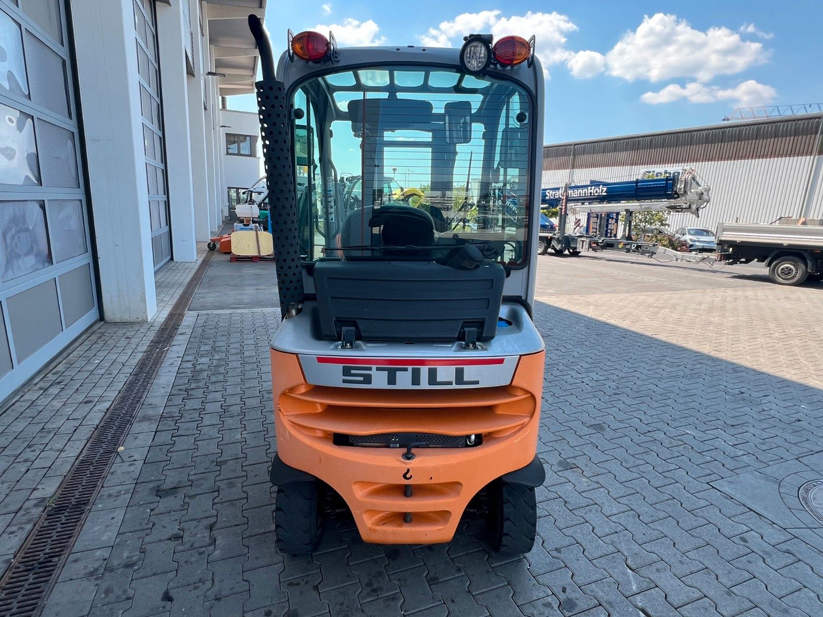 Fahrzeugabbildung Still RX70-16 / Triplex: 4.60m / 627h! / SS