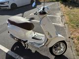 Piaggio Vespa Primavera 50 - BENZIN MOFA