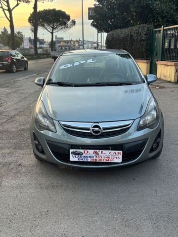 Opel Corsa 1.2 85CV 5 porte GPL-TECH Edition