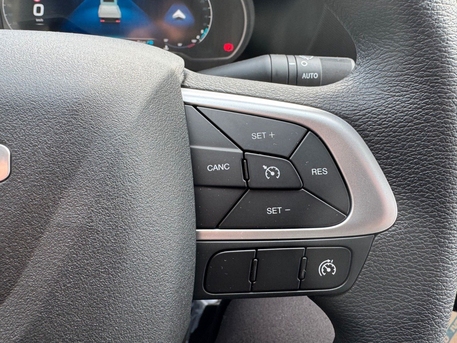 Fahrzeugabbildung Iveco Daily 35S14 *R3.450mm*AHK*Kamera*